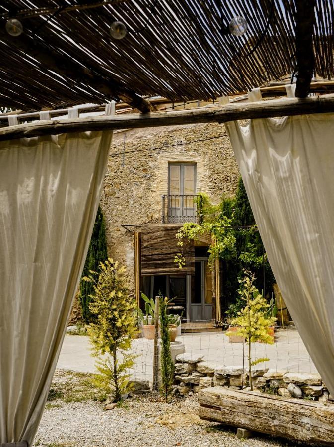 Can Tat, Loft In A Old Coach House Sant Jordi Desvalls Exterior foto